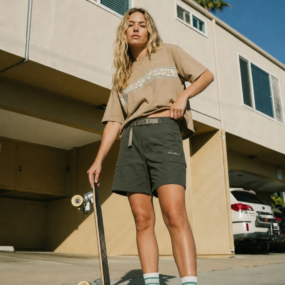 Nomad 6-Pocket Short